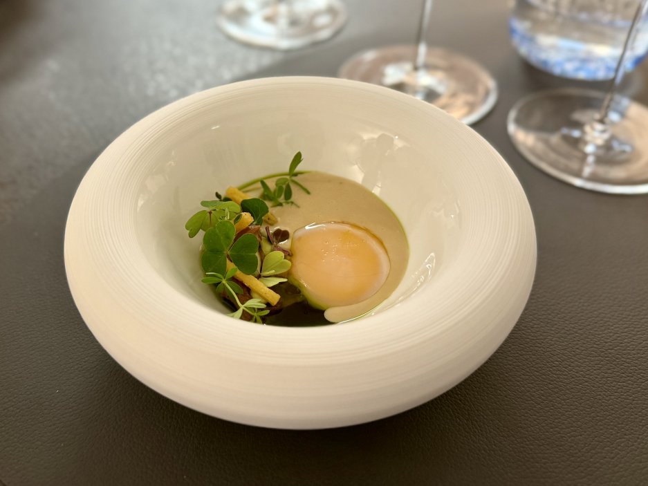 Žloutek s liškami a patizonem 