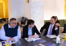 Zleva: Tomáš Balvín z Natlandu, Vít Soural (Flat Zone) a David J. Wodinsky (Finep)