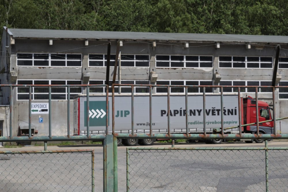 Papírny ve Větřní ukončily provoz