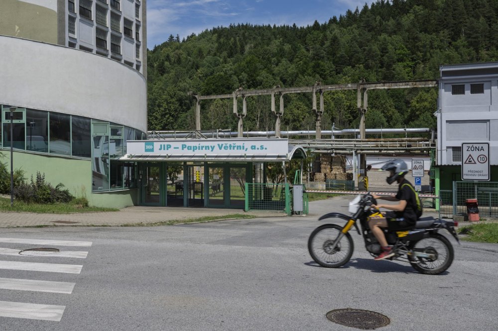 Papírny ve Větřní ukončily provoz