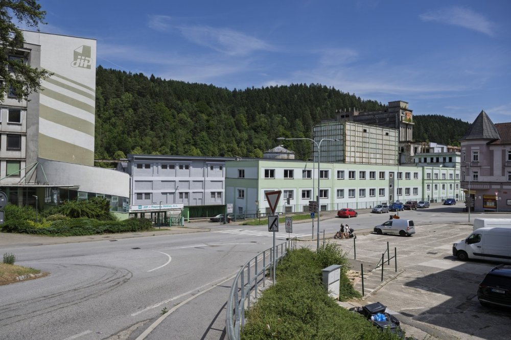 Papírny ve Větřní ukončily provoz