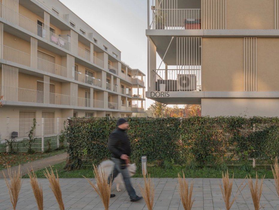 Bytový dům Nový Ružinov od ateliéru Compass Architekti, který na projektu spolupracoval ještě s ateliérem Laboratórium architektury krajiny.