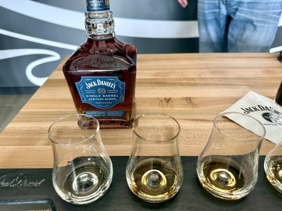 Jack Daniel’s Single Barrel Heritage Barrel – limitovaná edice s výrazným aroma dubu a karamelu