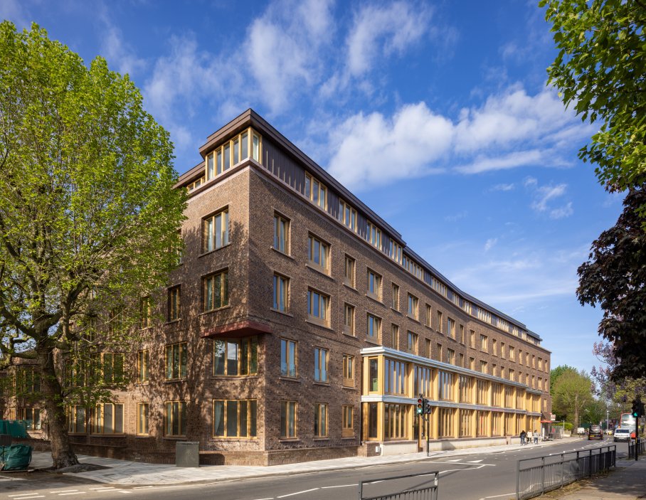 Appleby Blue - londýnský domov seniorů od JTRE