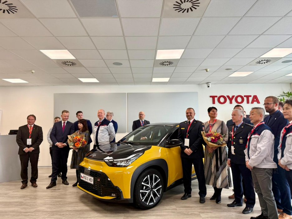 Aygo X Hybrid ukazuje budoucnost městských aut. Malé, mrštné, ekologické a levné.