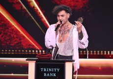 Kategorii Trinity Bank Objev roku na Českém slavíku získal Renne Dang