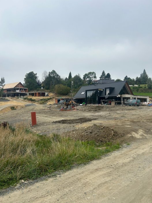 Ve Zlíně je téměř všechno památkově chráněno. A přesto existuje prostor pro novou architekturu. „Chceme, aby bylo na první pohled jasné, co je původní a co současné,“ vysvětlují architekti Pavel Šánek a Markéta Zvonková z ateliéru Semela Architetcs.