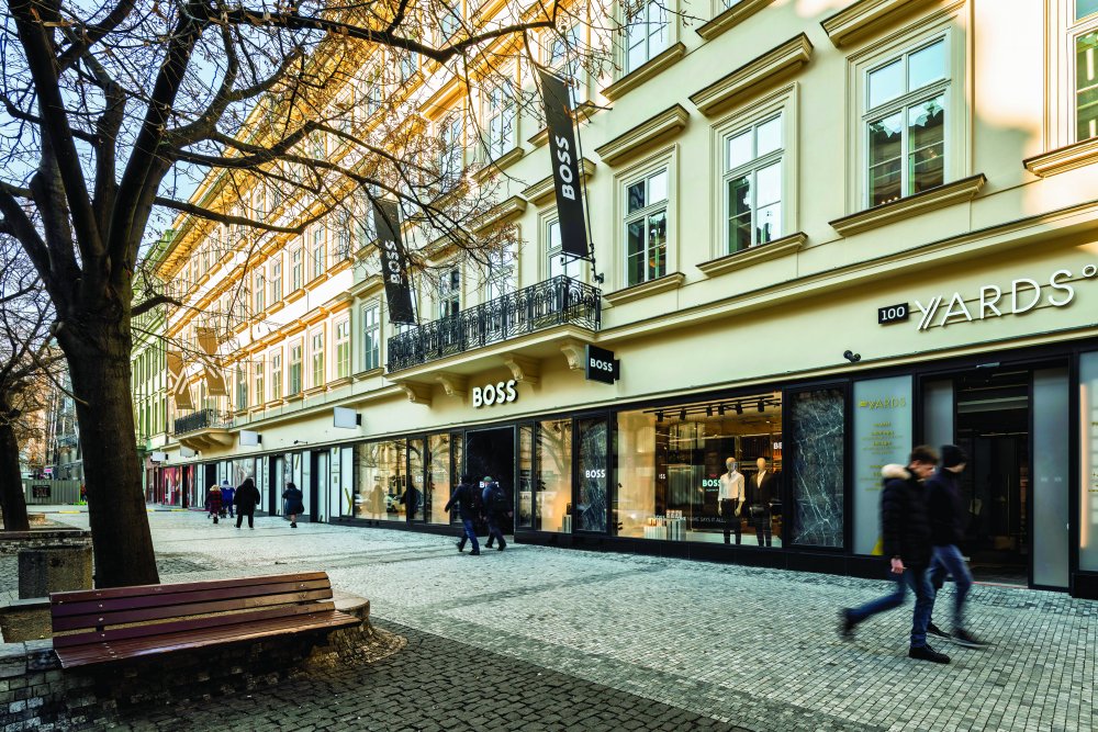 Nákupní a zábavní centra: 2. místo: 100 Yards Lokalita: Praha Developer: BUR Praha 1 Immobilien Architekt / architekt interiéru: Studio acht