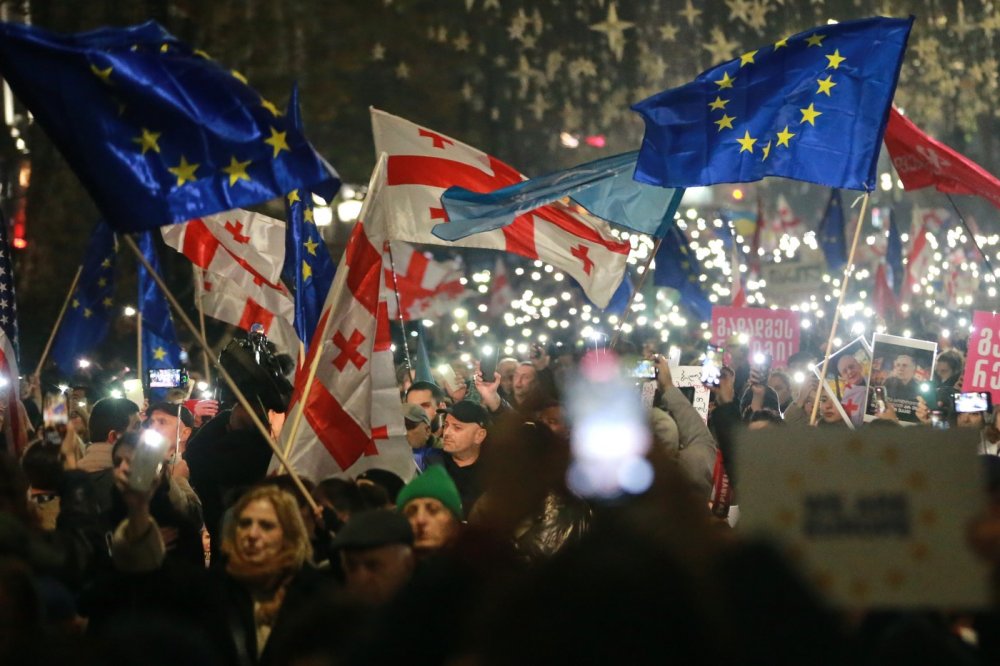 Tisíce lidí opět demonstrovaly v Tbilisi
