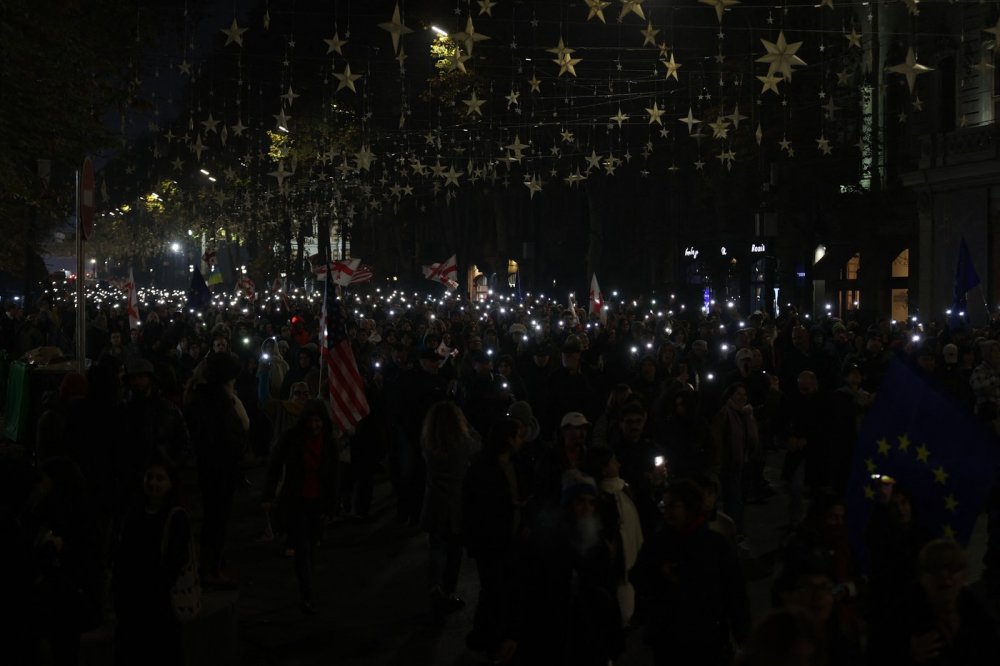 Tisíce lidí opět demonstrovaly v Tbilisi