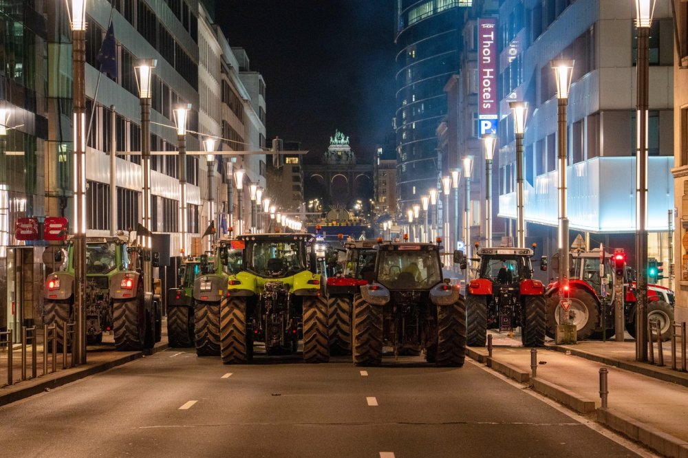 V Bruselu protestují tisíce zemědělců proti zemědělské politice EU
