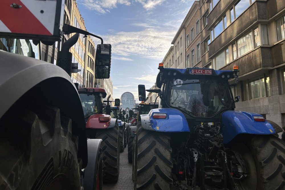V Bruselu protestují tisíce zemědělců proti zemědělské politice EU