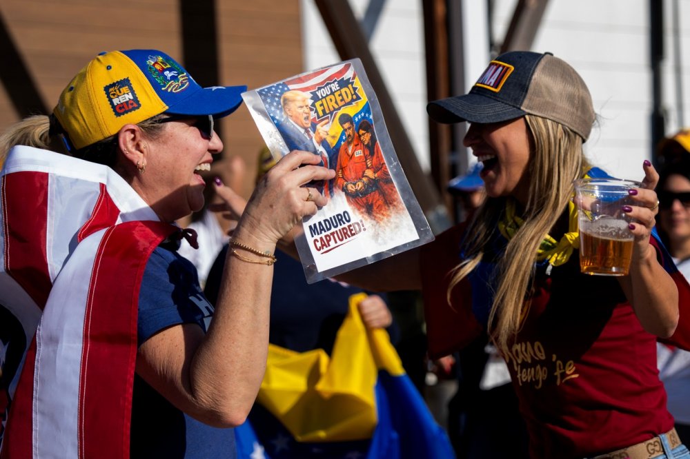 Trump zajal Madura a nevyloučil další útoky na Venezuelu
