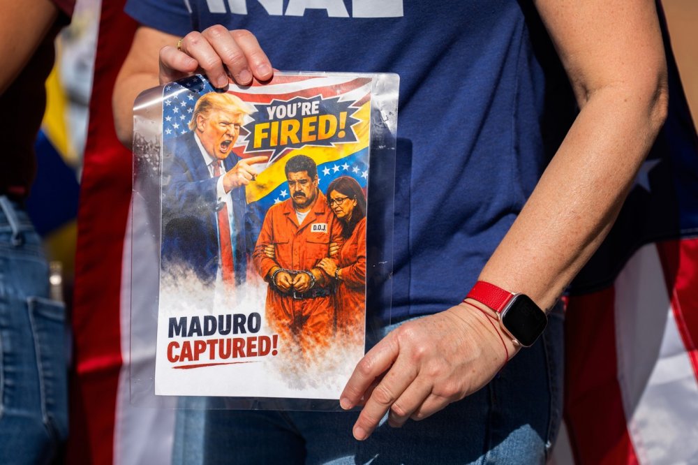 Trump zajal Madura a nevyloučil další útoky na Venezuelu