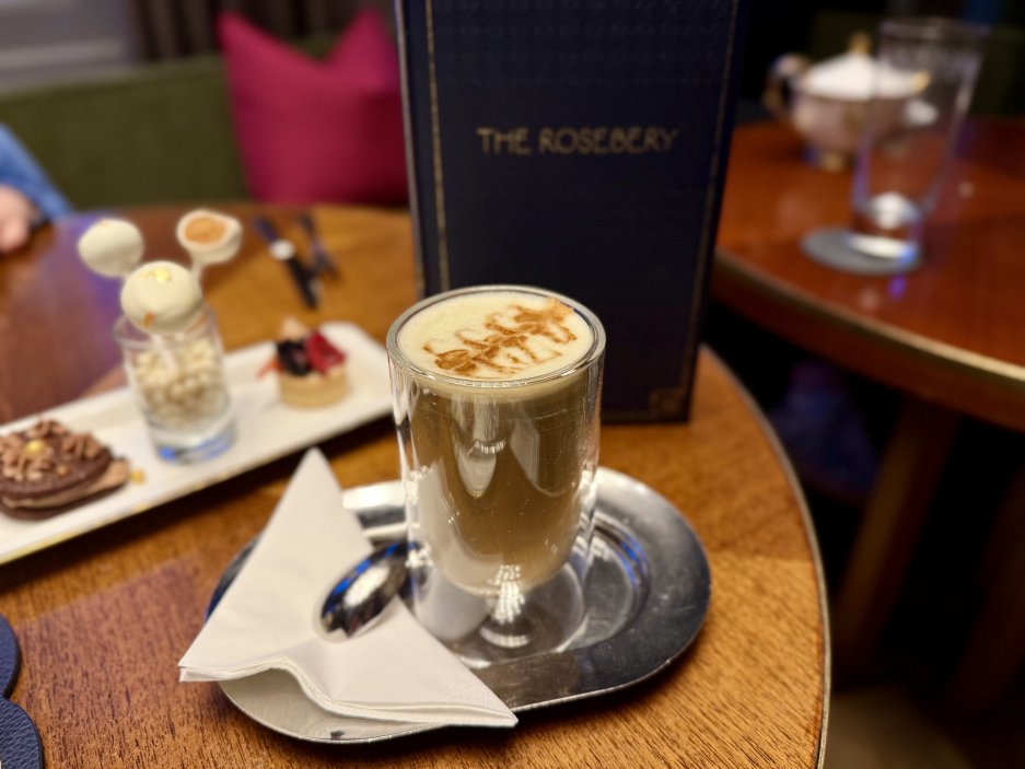 Pistáciové latté