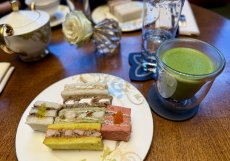 první chod: výběr slaných sendvičů