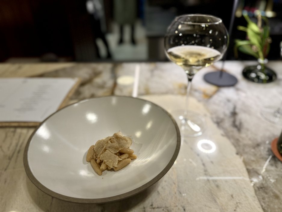 Cavatelli ze starého chleba a lanýž. Signature chod Reasonu