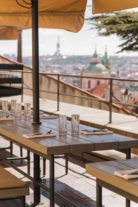 Tenhle podnik se zapsal do prestižního průvodce. Má výjimečný výhled.