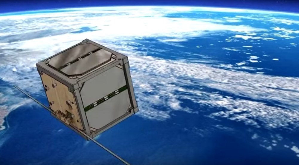 Družice LignoSat vyvinutá na Kjótské univerzitě byla ve vesmíru prvním kosmickým přístrojem vyrobeným ze dřeva.