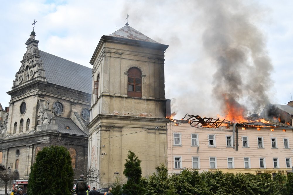 Ruský úder zasáhl kostel svatého Ondřeje ze 17. století ve Lvově, který je součástí světového dědictví UNESCO