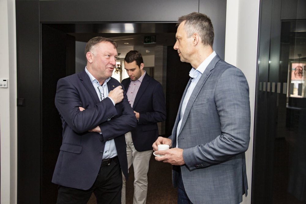 Pavel Šatný (Doornite), Petr Bulan (Century 21) a Tomáš Kaluš (UDI)