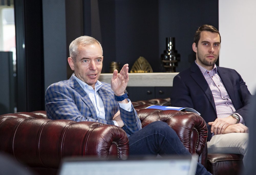 Jan Sadil (JRD) a Petr Bulan (Century 21)