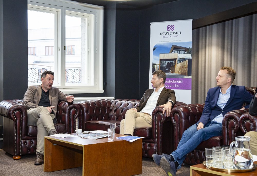 Michal Šiller (Neocity Group),David Bureš (FLET) a Josef Kupec (KPMG)