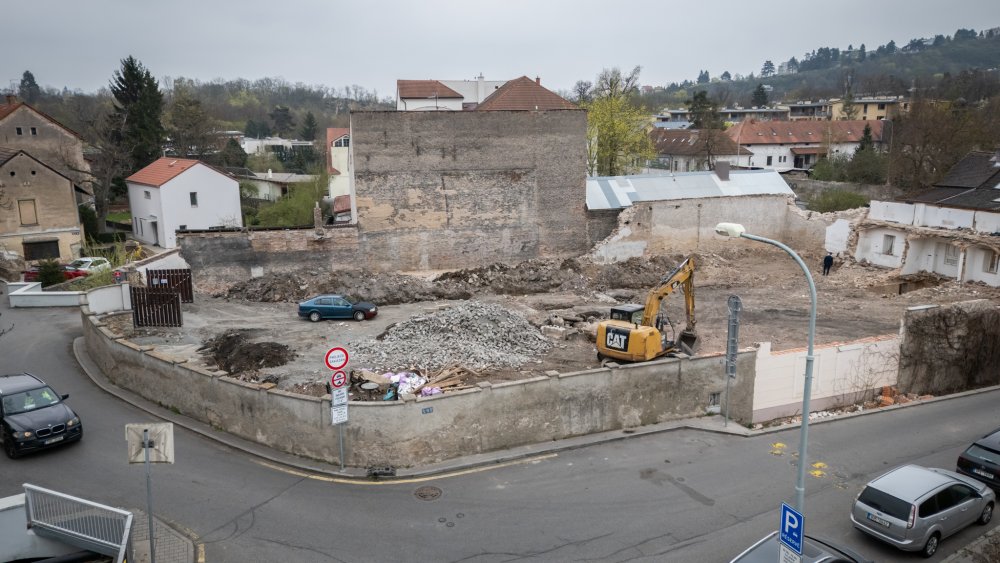 Současný stav staveniště těsně před startem projektu