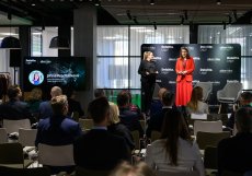 Zákon roku - moderátorka a Jiřina Procházková, lídryně projektu Zákon roku