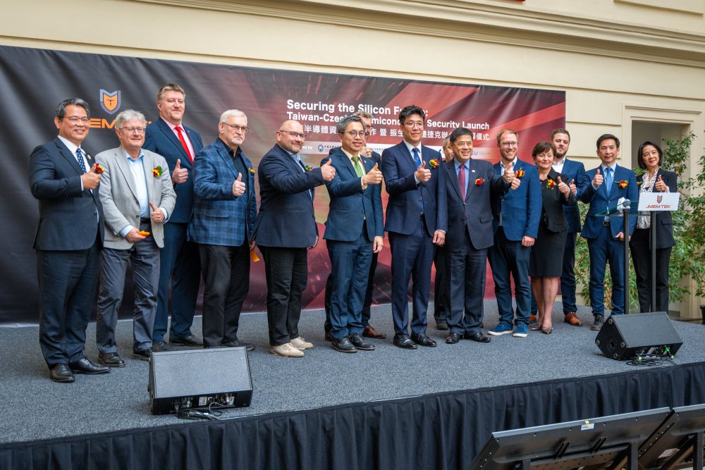 Jmem Technology otevře v Brně centrum bezpečnosti čipů