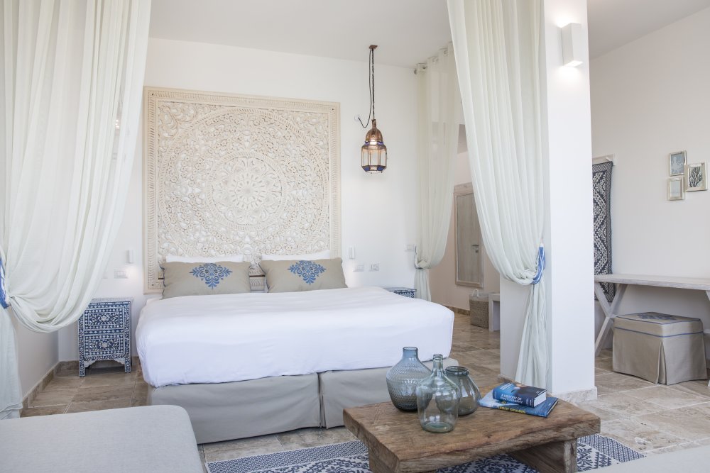 Falkensteiner Resort Capo Boi je rodinný resort se silným důrazem na soukromí. Leží na jihu Sardinie v chráněné mořské rezervaci Capo Carbonara a je zasazený do klidné zátoky obklopené středomořskou vegetací a nenápadnými kopci s přímým přístupem ke křišťálově čistému moři.