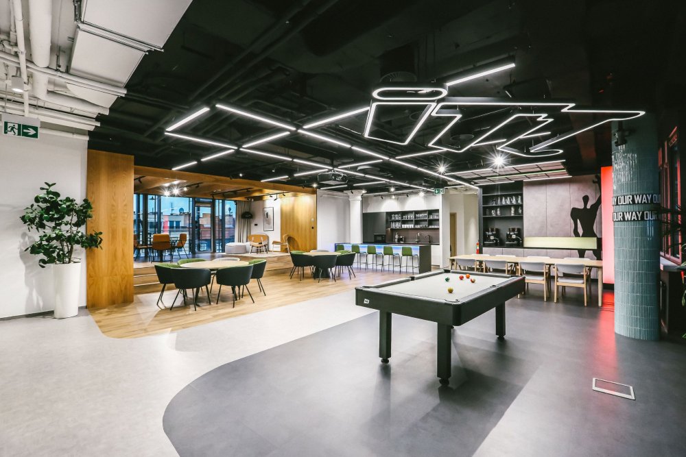 V kategorii Inovativní kanceláře porota ocenila pražské kanceláře JT International od Prochazka & Partners Studio.