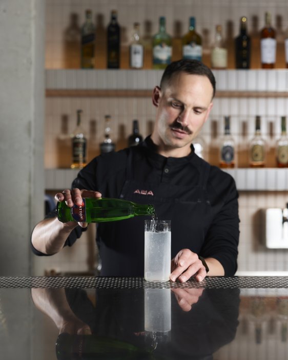 Pražský restaurant bar Alma se dostal do premiérového žebříčku 50 Best Bars Europe. Pod vedením Pavla Sochora obsadil 25. místo a potvrdil pozici jedné z nejvýraznějších adres české koktejlové scény.