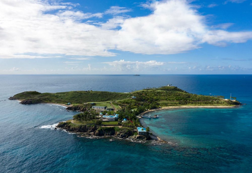 Dvojice ostrovů z pozůstalosti Jeffreyho Epsteina je na prodej.
