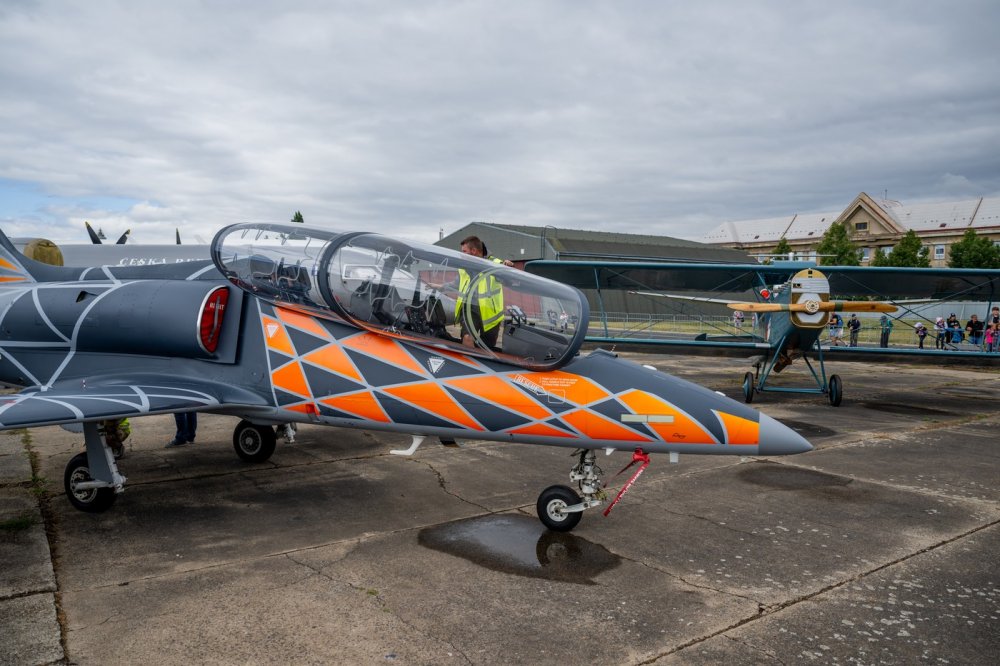 Dálkový let letounu Aero A-11 před 100 lety patřil k mimořádným výkonům československého letectví a pomohl představit světu úroveň tehdejšího českého leteckého průmyslu.