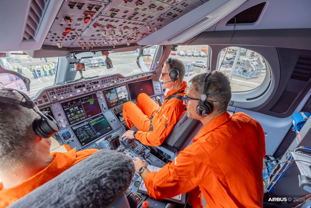 Z Francie až do Austrálie bez jediného přistání. Airbus A350-1000ULR strávil ve vzduchu přes 19 hodin a vzbudil mimořádný zájem leteckých fanoušků. Qantas s ním chce od roku 2027 létat přímo mezi Sydney a Londýnem.