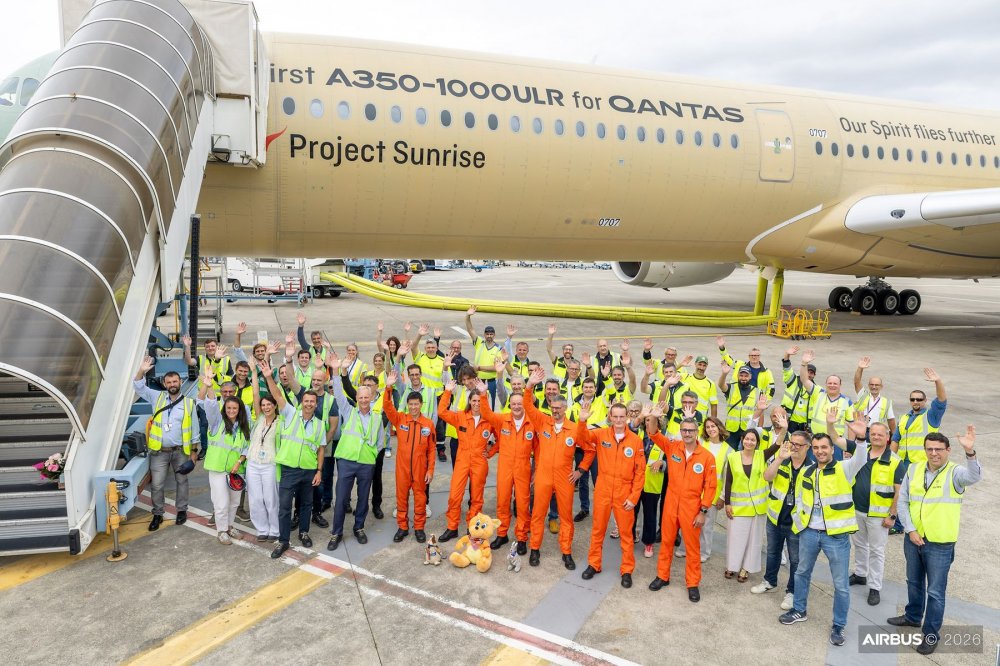 Z Francie až do Austrálie bez jediného přistání. Airbus A350-1000ULR strávil ve vzduchu přes 19 hodin a vzbudil mimořádný zájem leteckých fanoušků. Qantas s ním chce od roku 2027 létat přímo mezi Sydney a Londýnem.
