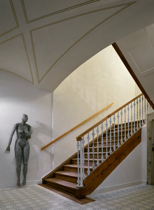 Čtyři staletí historie, pět let rekonstrukce a desítky citlivých zásahů. Prohlédněte si proměnu historického domu v centru Kutné Hory, který architektka Jana Zadák se svým manželem proměnila v butikový hotel donebe.