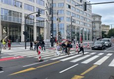 Zastávka je po rekonstrukci připravená, přibyl i červený pruh pro cyklisty