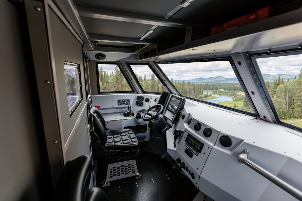 CSG tím rozšiřuje nabídku vojenské techniky o transportní prostředek, jehož hlavním úkolem je udržet přepravu v chodu i za hranicí běžně sjízdných cest.