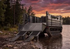 Meander vyvinula Excalibur Army z holdingu CSG společně s českou společností New Space Technologies.