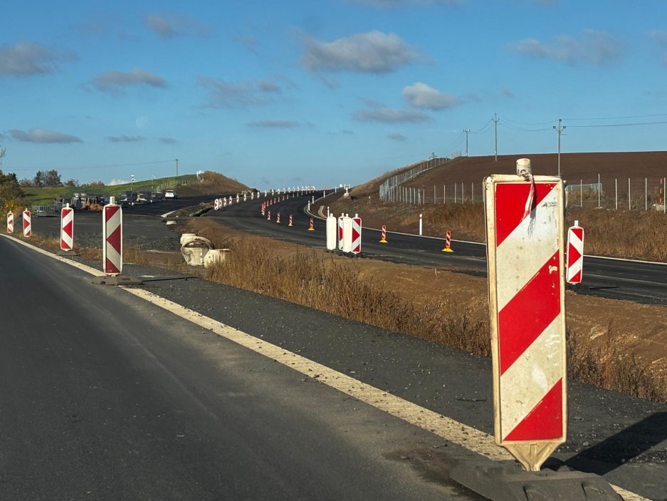V sobotu silničáři otevřou obchvat Lotouše