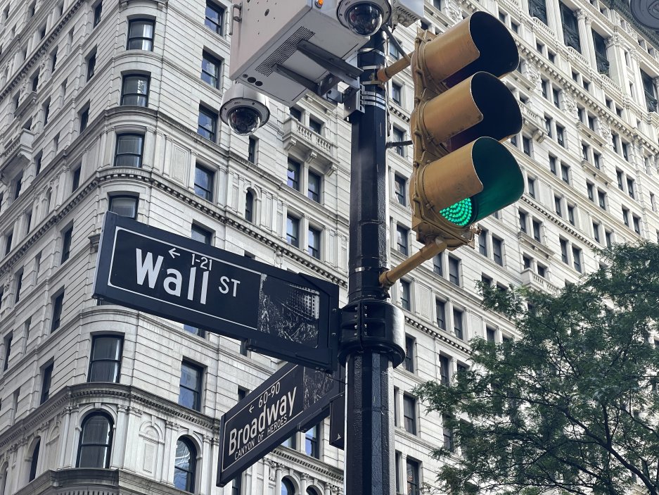 Legendární budova na adrese 1 Wall Street se mění na byty.