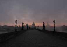 Karlův most v mlze, Praha