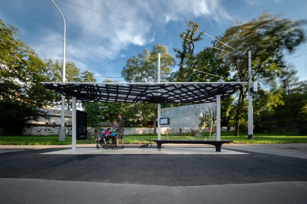 Lokalita nebyla vybrána náhodou, Praha je moderní metropole s vysoce rozvinutou veřejnou dopravou. 