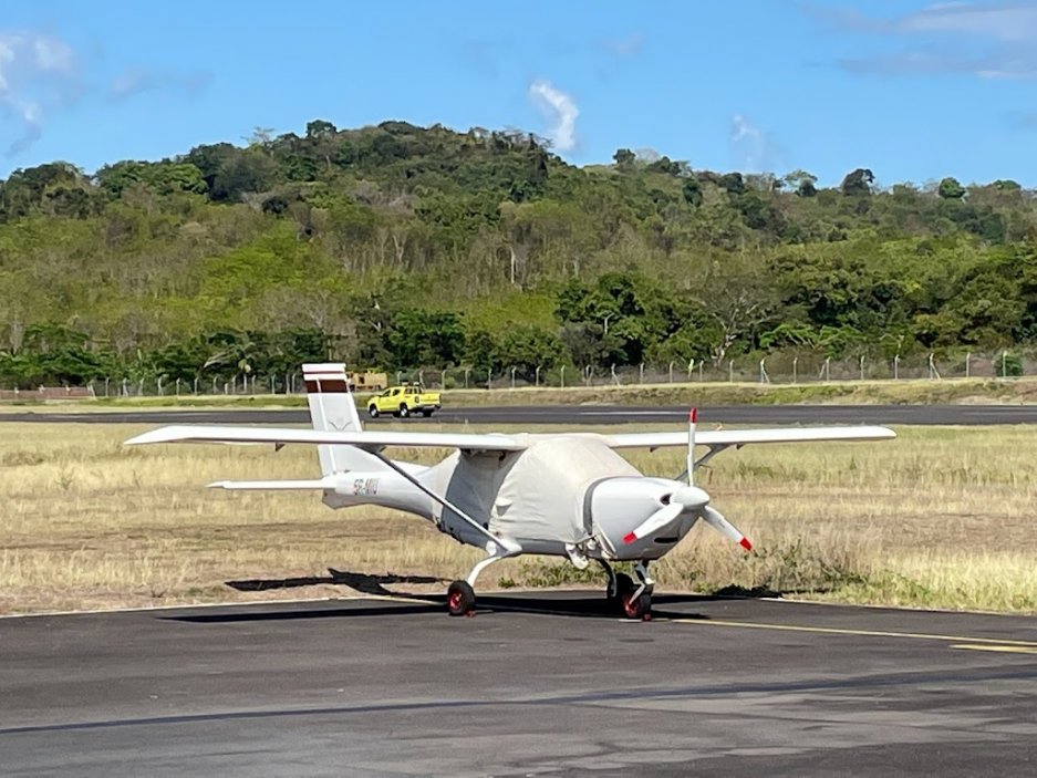 Mezinárodní letiště na madagaskarském ostrově Nosy Be zvládne vedle malých osobních letounů pro dva lidi i velká dopravní letadla pro stovky cestujících. 
