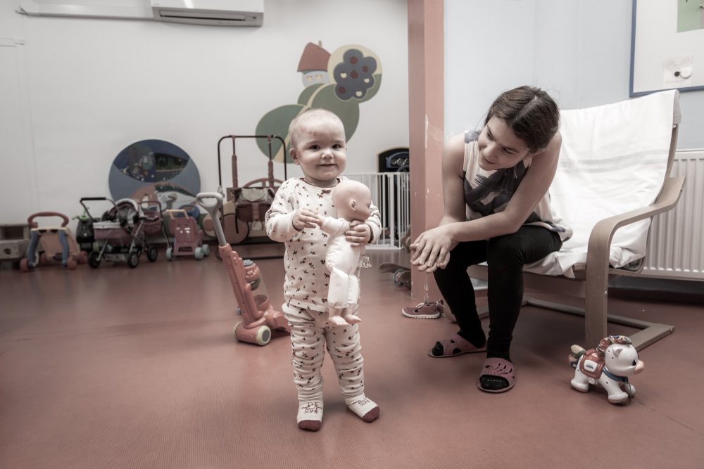 KAŽDODENNÍ ŽIVOT: Jarmila Štuková, volná fotografka / Operace 18 měsíční Yulie z Ukrajiny