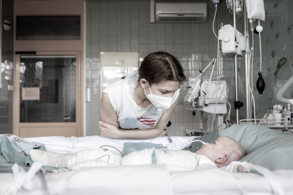 KAŽDODENNÍ ŽIVOT: Jarmila Štuková, volná fotografka / Operace 18 měsíční Yulie z Ukrajiny