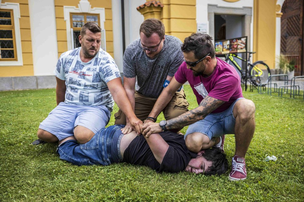 KATEGORIE LIDÉ, O KTERÝCH SE MLUVÍ: Milan Jaroš, Respekt / Kampaň Andreje Babiše
