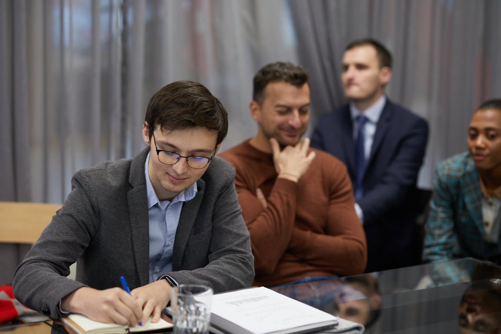 Zleva: Vít Soural (Flat Zone), Jiří Ochetz (JT Real Estate), Jiří Vančura (Trinity Bank) a Monica Sofia Duarte z Cape Verde Real Estate